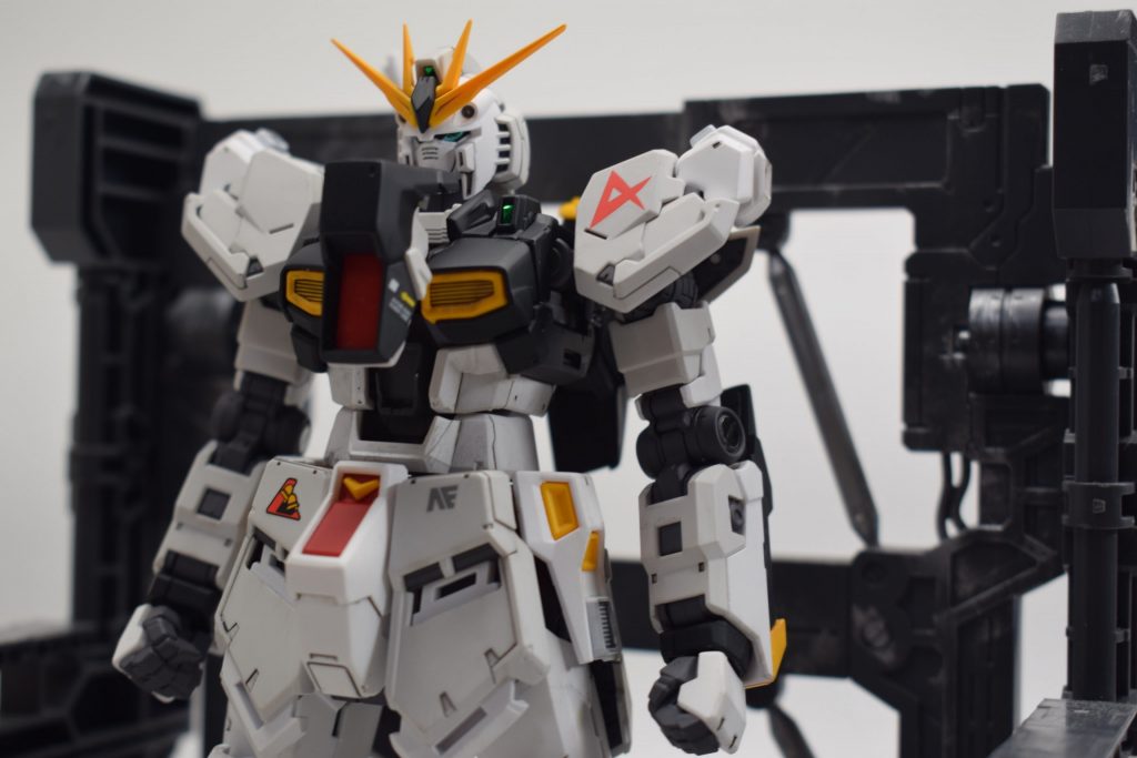 ハッチオープンが簡易的にできるので、システムベースと合わせて整備中を再現。