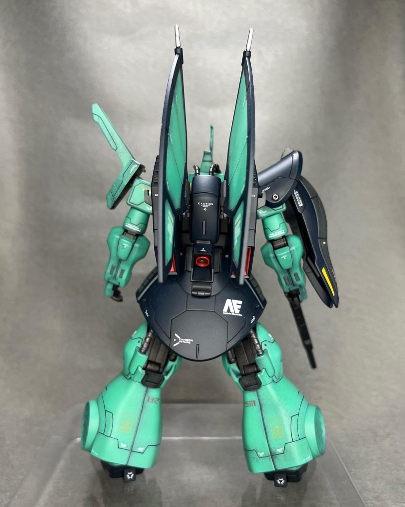 アクションベースを初めて塗装したのでポーズをとってみたけど、カッコよくできません😭