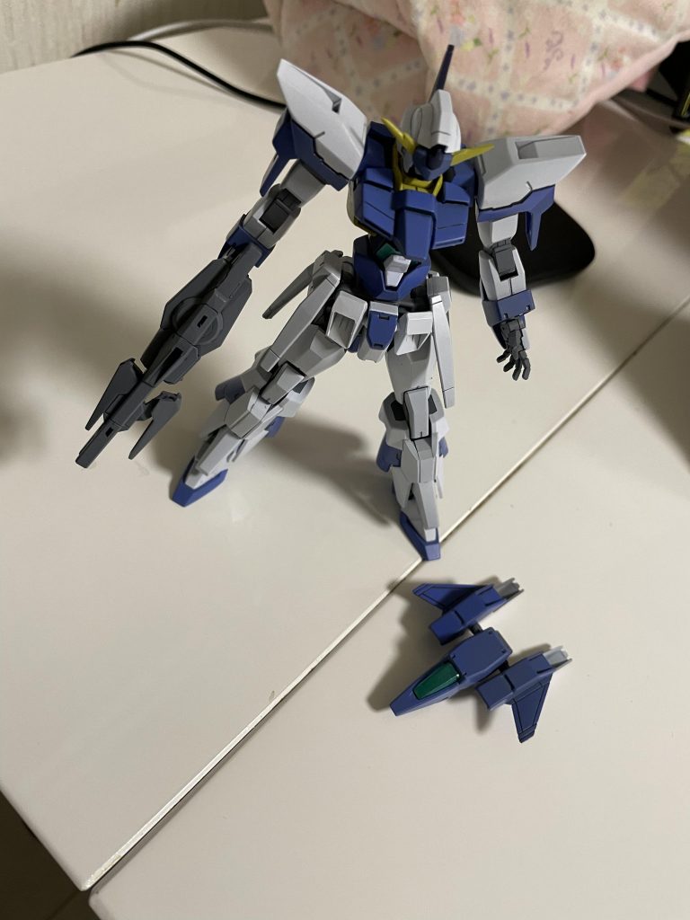 トップコート前、艶と艶消しを艶消し多めで混ぜて吹きました。