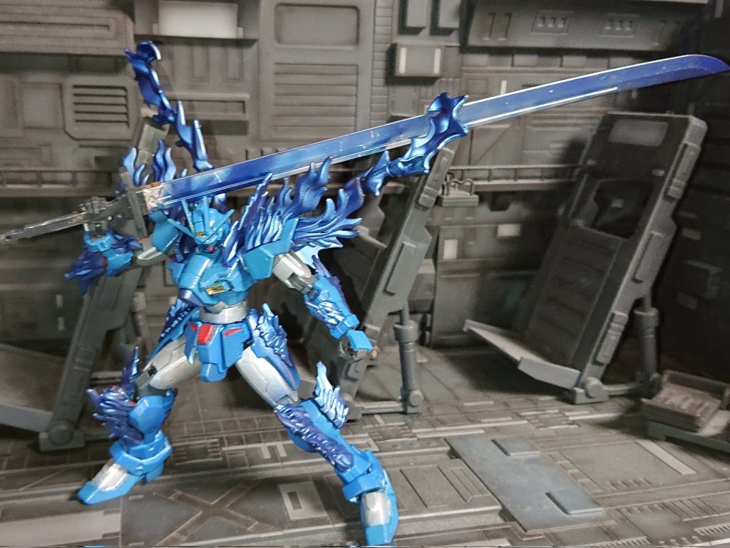 ガーベラはPGのものを部品注文で（刀身が200円くらい）鍔はプラ板で作成