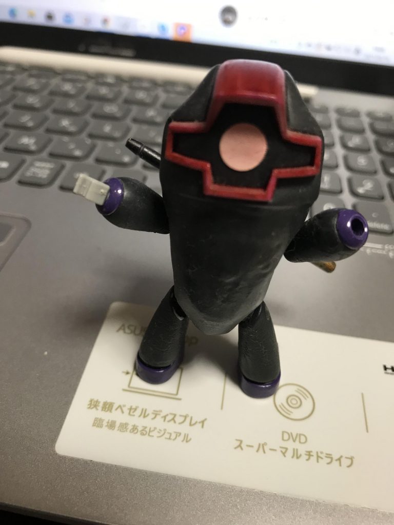 なんと現実世界でも自律しているようだ。かわいい。