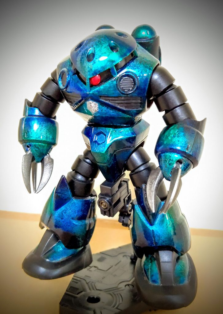 ある動画を参考にウェットティッシュを引き裂いてマスキングしました。剥がすのが遅れて完全に貼り付いてしまいました。近くで見ると細かな繊維のようなものが大量に付着しています。