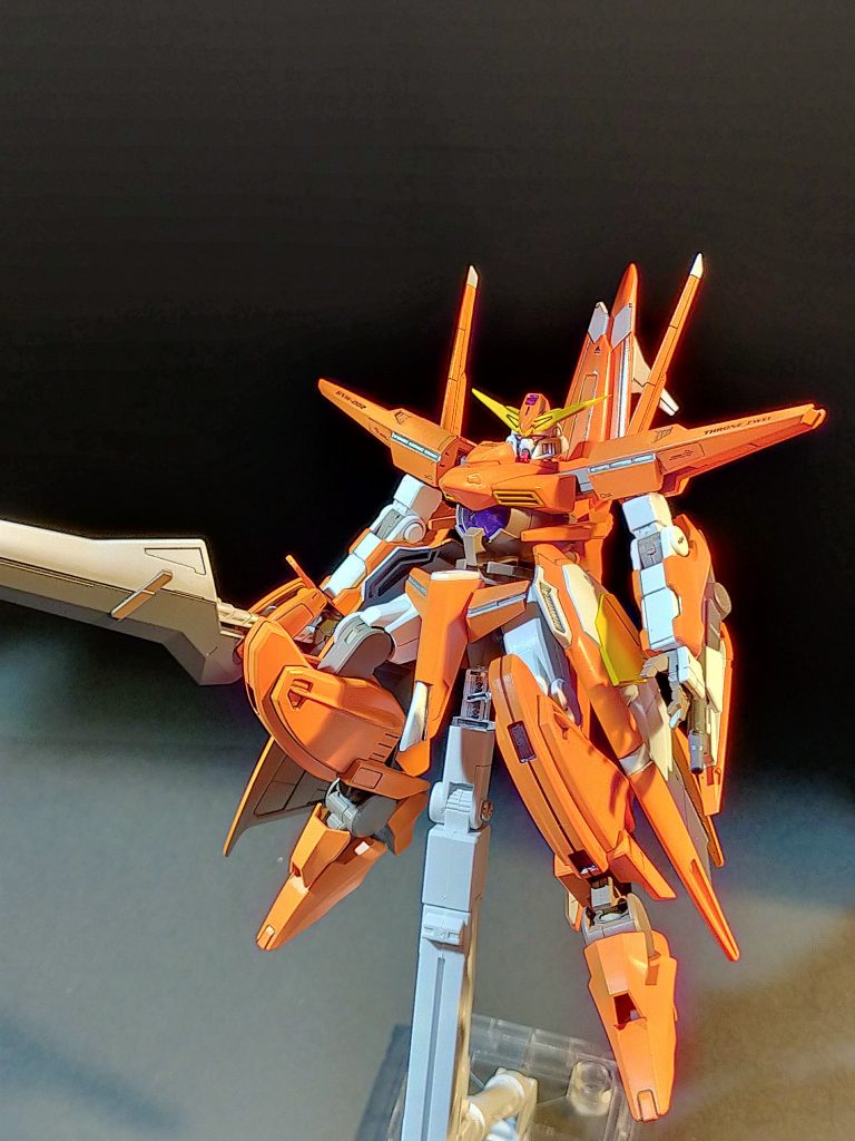 このキットは塗り分けが多すぎて疲れました。オリジナルカラーにした方が楽ですね。