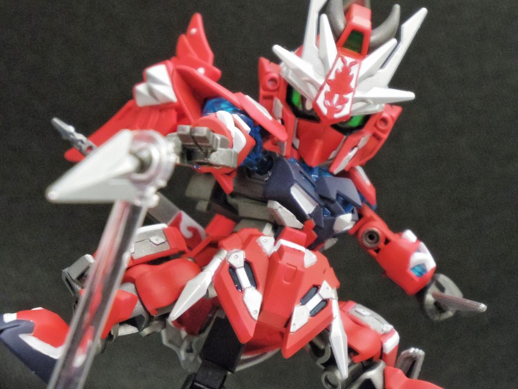 投擲を得意としていて、身体のどこからともなく苦無を取り出して投げる。