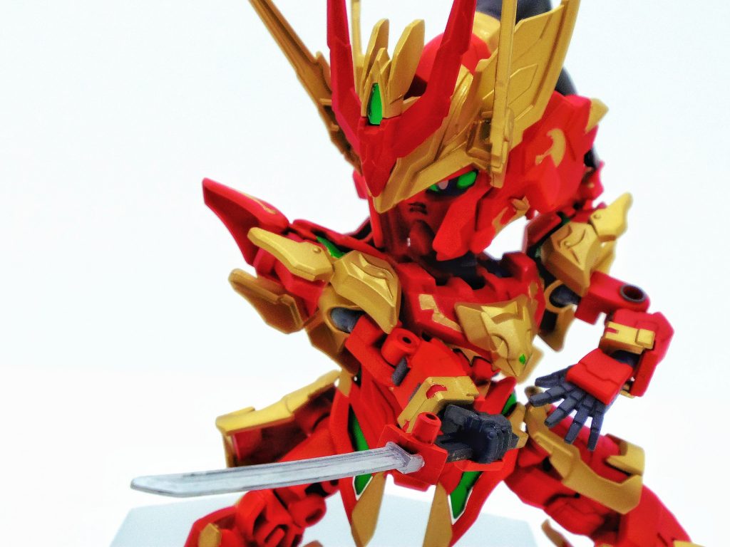 「俺の名は、紅孩児!そこの悟空の身柄こちらに引き渡してもらおうか。」悟空を狙う謎の剣士。どうやら、悟空が何者か知っている様子。