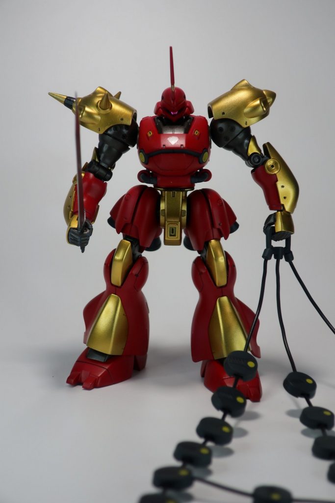 正面カラーは剣闘士を意識して派手にしています。