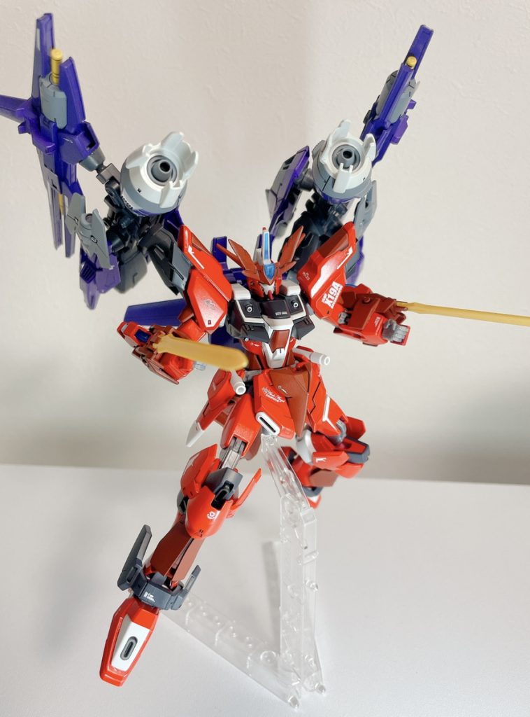 前腕アーマーには、グリムゲルデのソードも装着可能。そして・・・