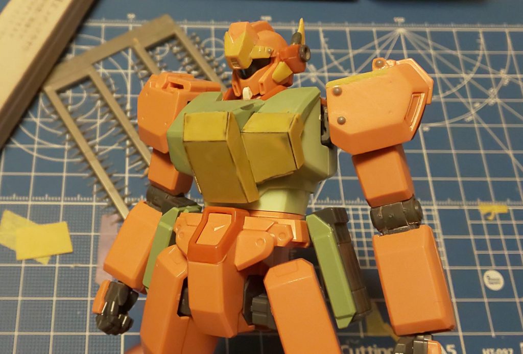 HGBD ジェガンブラストマスターをベースに別ジェガンのジャンクパーツを流用しています。剣と盾はプラ板とパテで自作。