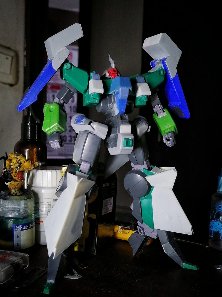 This was actually just built in a matter of 3 weeks cause it was a self inflicted challange to see If I can, and desoite a few flaws? I did kinda succeed