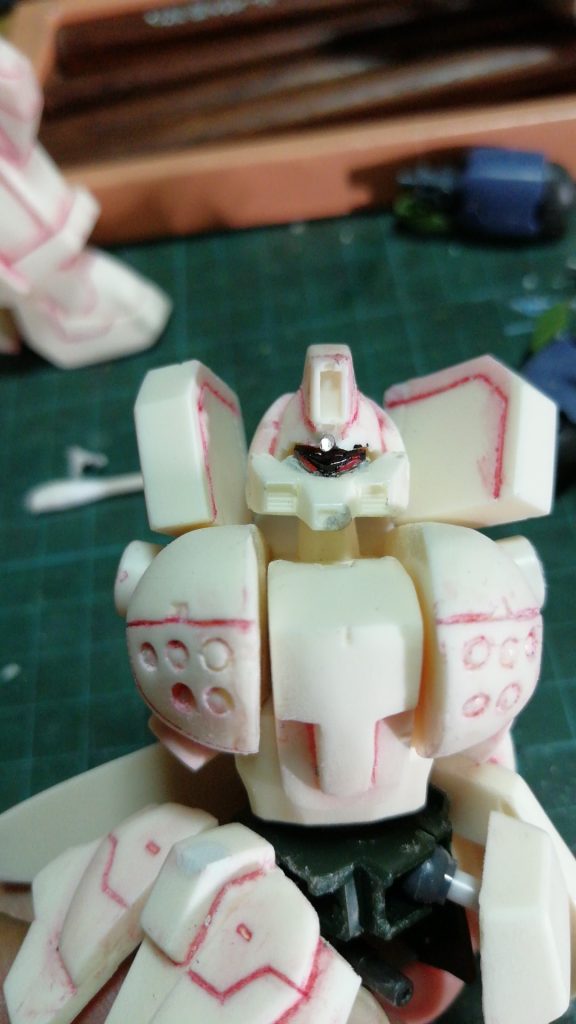 アンテナで見えないですがモノアイだったものを設定通りツインアイにしました。