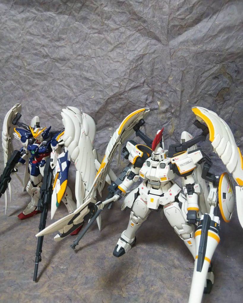 MGウイングゼロカスタムEWとツーショット