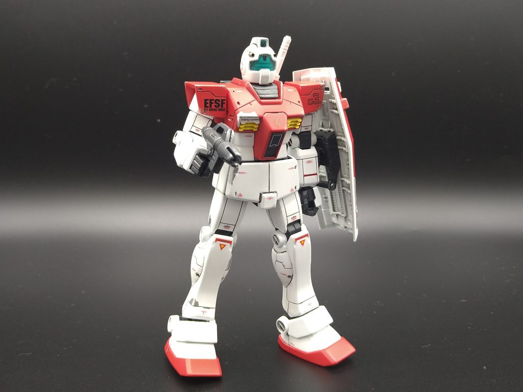 スミ入れも苦手でして汚くなったので所々塗装剥げ風にベアメタル貼ってごまかしております😅お恥ずかしい…