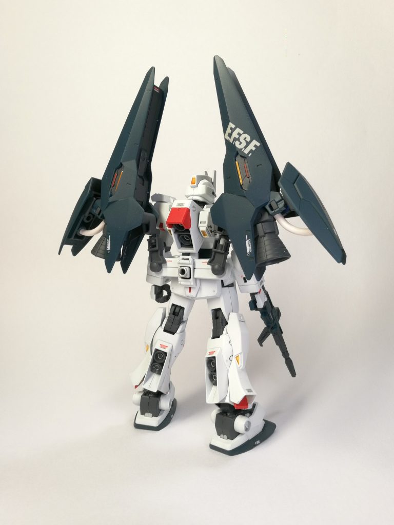 本体はシンプルに、ブースターで印象付けしています。このブースターはarm稼働により、上下に動きます。ラッシュポジション的な物を目指しました。