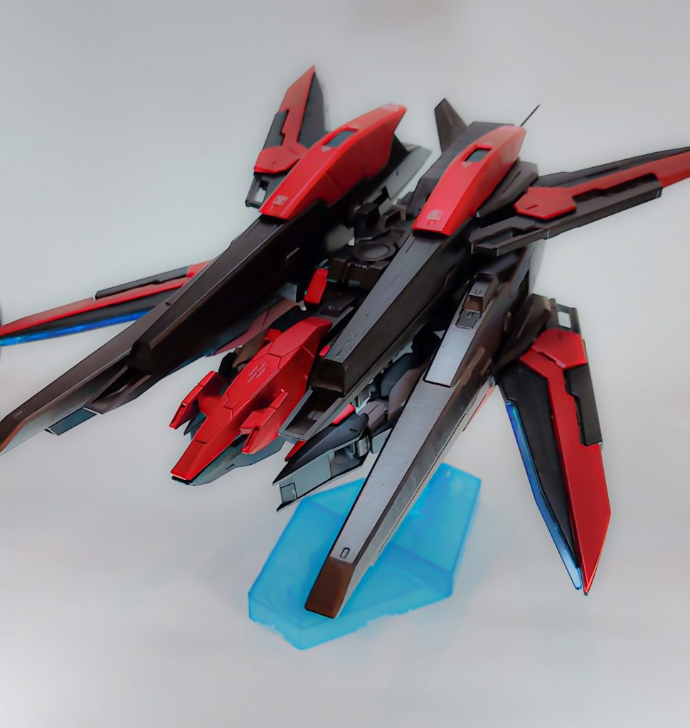 以上となります。本体自体は結構前に作っていたのですが、追加武装の接続が甘くて完成品として成立していませんでした。そこでGBSコンはちょうどいい機会だと思って完成させました。作り始めた時はホワイトの本体とレッドの支援機で構成する予定でしたが色々と力不足でこんな感じで着地しました。死ぬまでハルートは作り続けるつもりなので、いつかリベンジしたいです。最後までご覧いただきありがとうございました。良ければ過去作も見てやってください。