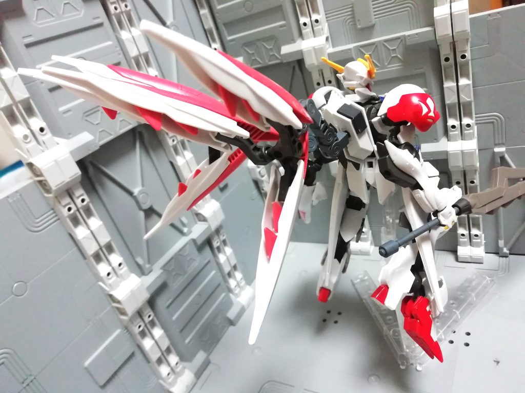 クローアームユニット・ブースター形態のバックショット