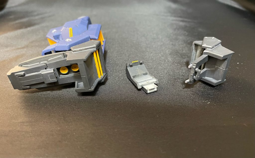 改造した箇所の説明 その4全く目立ちませんが足用追加パーツは後ハメ加工を施してあります。これが一番時間かかったと言っても過言ではない…。以上となります！最後までご覧頂き有難うございました！！