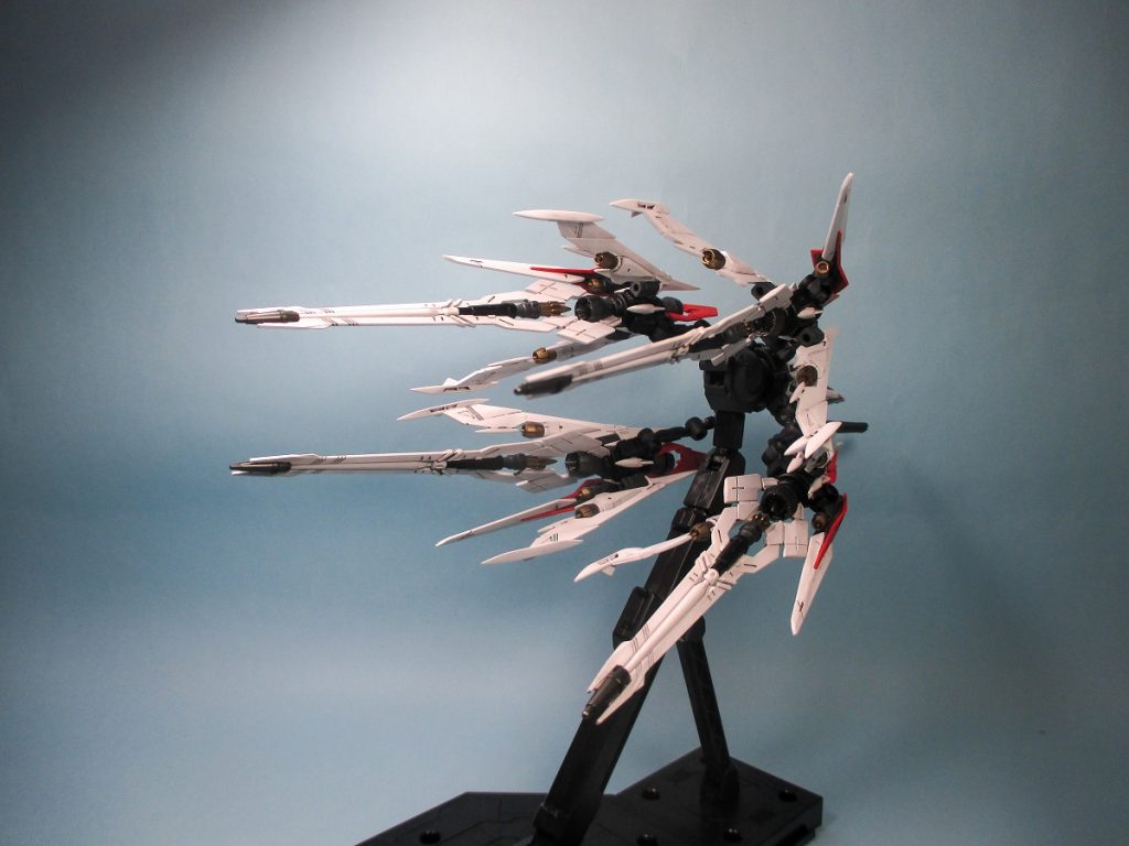 マニューバエクリプス–3枚目/制作者：堺・悠一