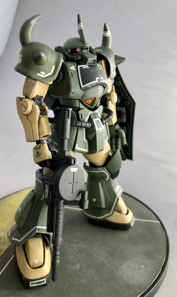 旧HGUCよりMMP-78を拝借。グフにはこのマシンガンが似合うと思うのです。