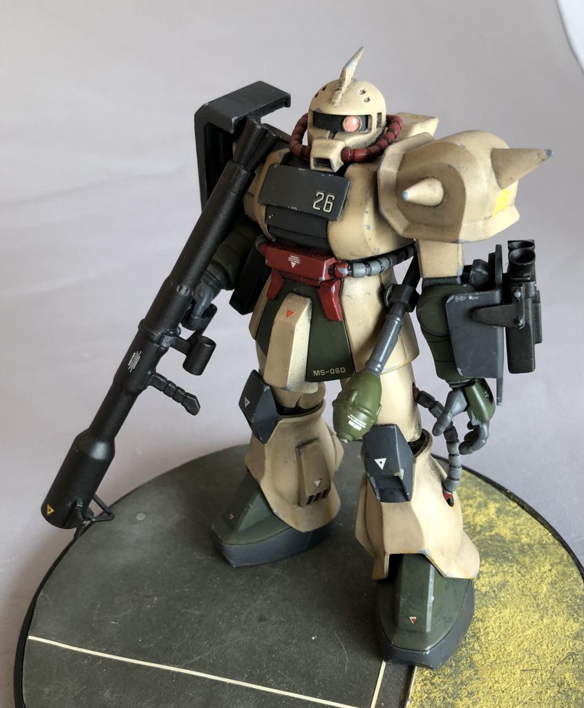 ニコイチのベースとしたのは06FSガルマザクです。デザートタイプの頭部バルカンは形状が違うのですが、これも有りかなーと。