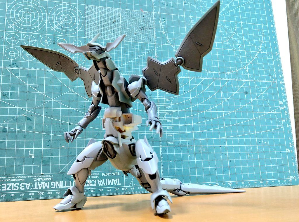 悪くないけど、まだ顔がエイリアンぽい。