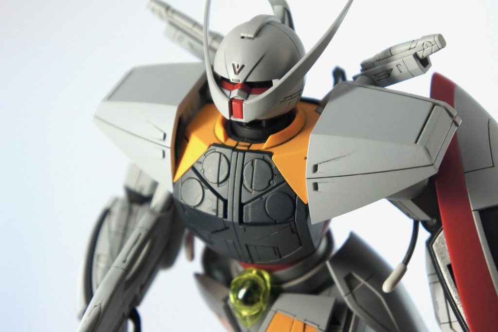 ヒゲの形状は幾分スタイリッシュな印象。ミード画バージョンもあるとよかったな。