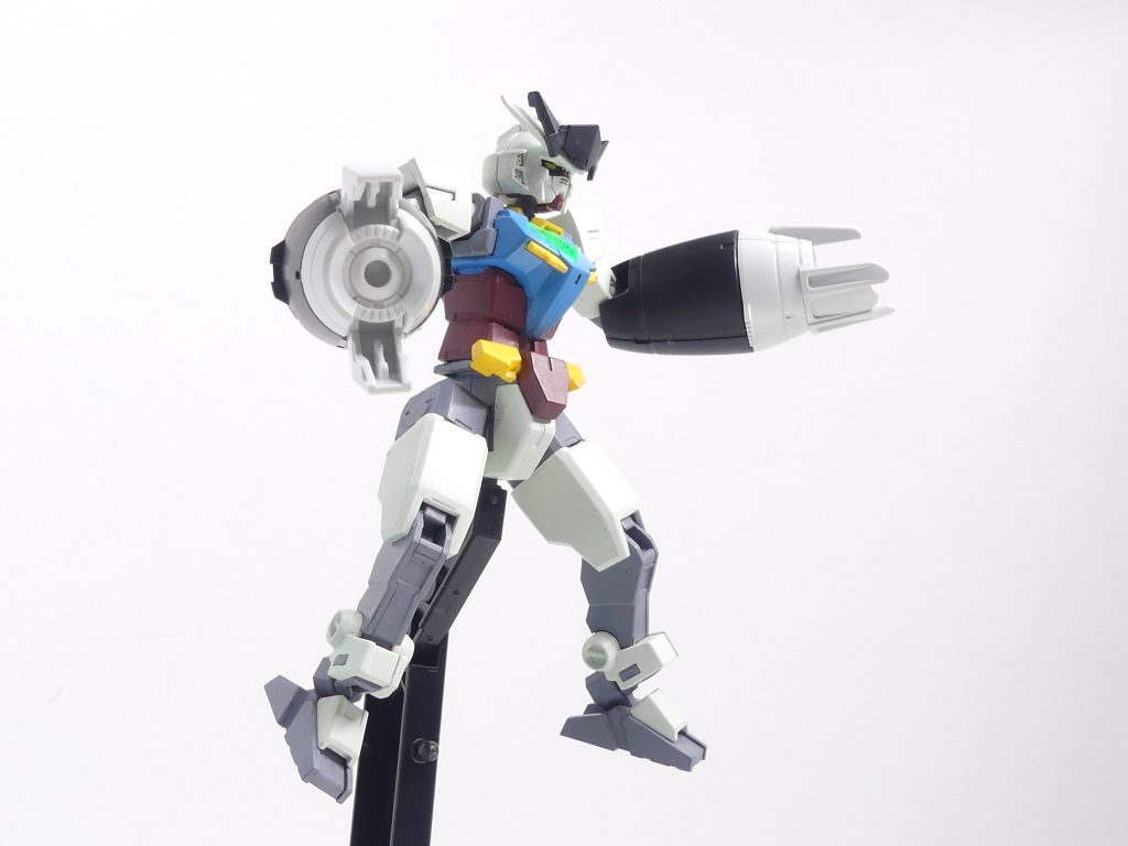 コアガンダム【BEYOND】に装備。素のコアガンダムもこの時点ではなかったのです。コアガンダムには頭部の角部分にも装備可能。上下を変えられます。
