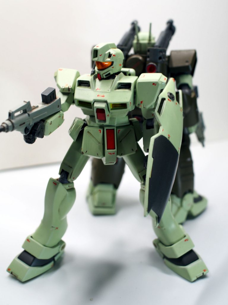 別で制作したガンキャノン量産型と