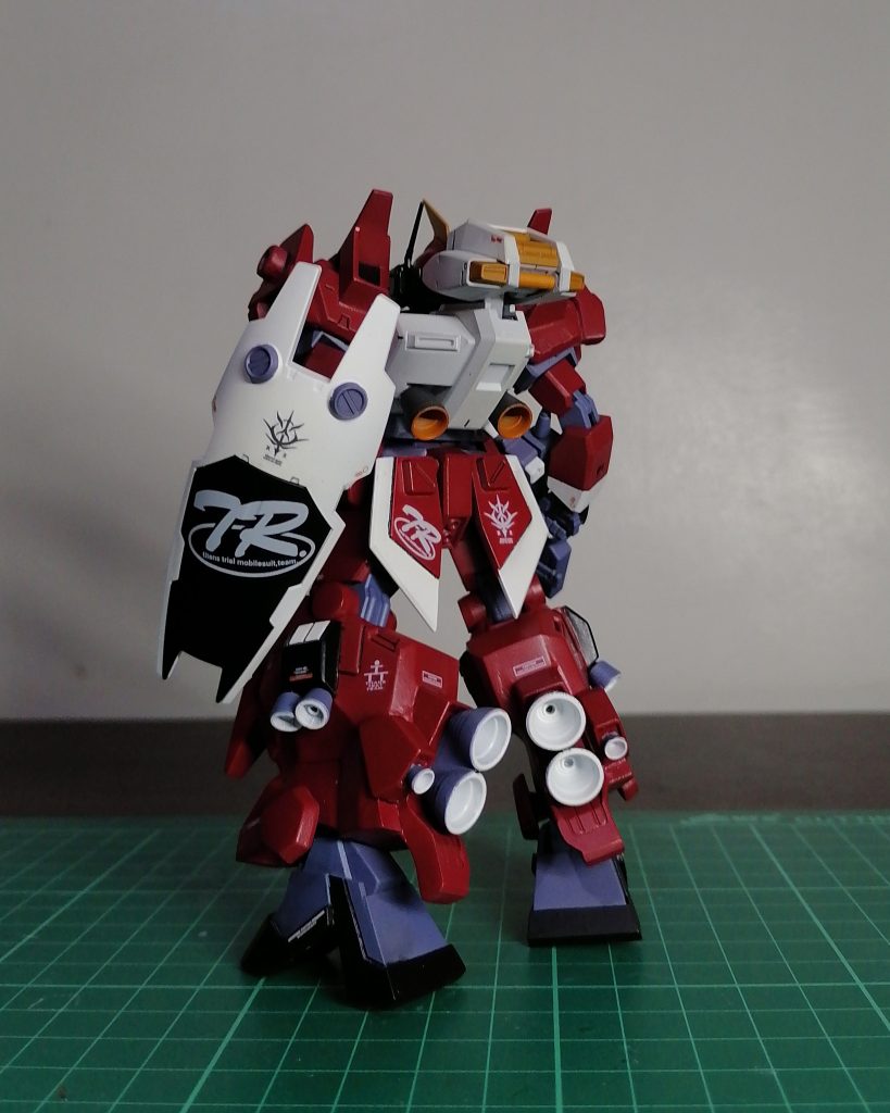 Hazel Inspired Hardpoints and backpacks allow you to perform multiple configurations well known in the TR series.