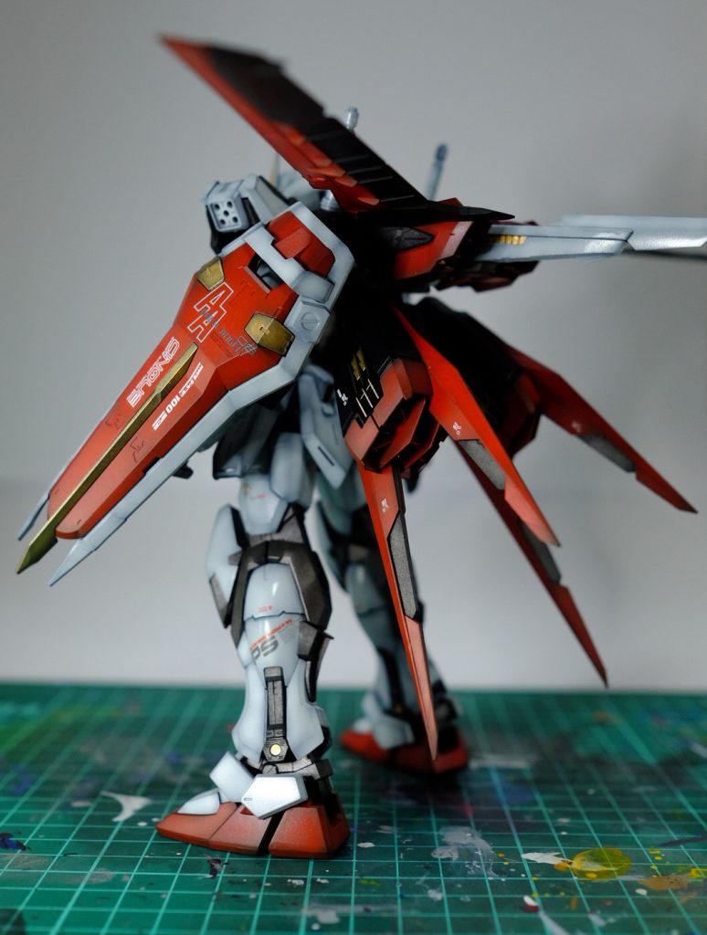 エールストライク出撃準備–3枚目/制作者：おにさん