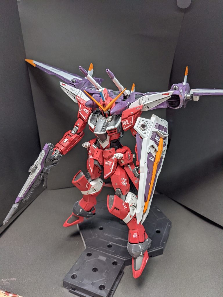 MG ジャスティスガンダム–3枚目/制作者：ラシュバ