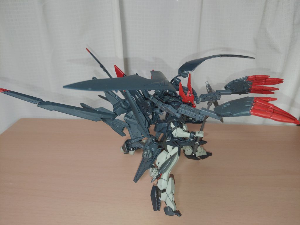 ガンダムグレモリーブラッドバス–6枚目/制作者：鎌威太刀