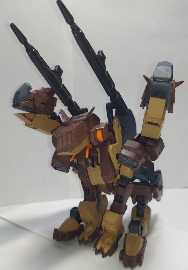 今作の誰得機能は、「おすわり」になります。四足形態時の後ろ脚フレームを作成するのが地味に大変でしたが、無事これができてよかったです。