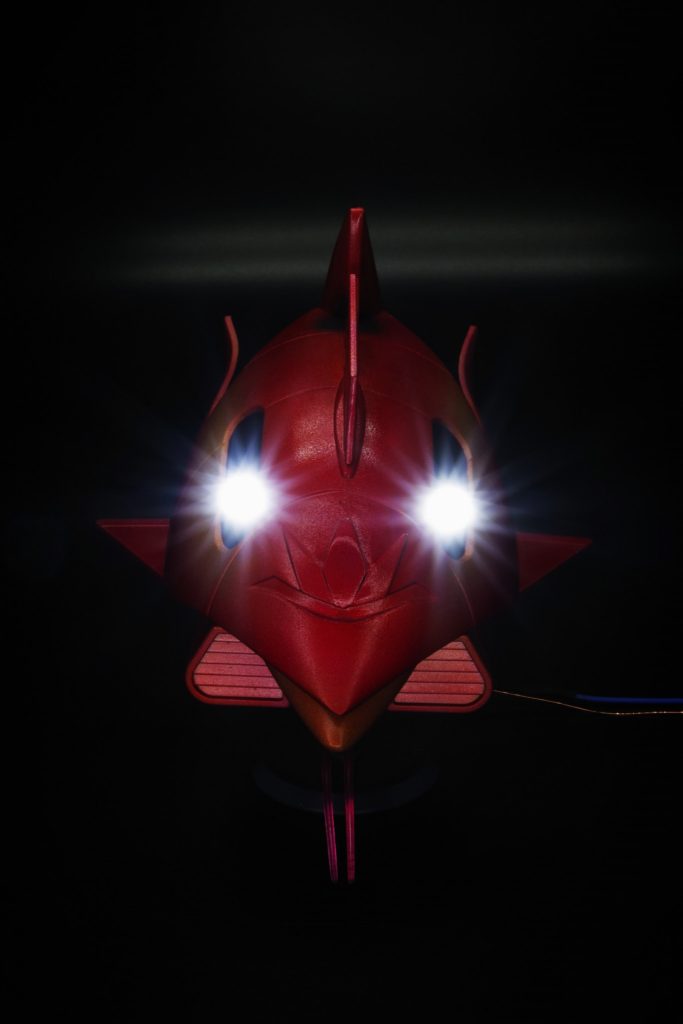 光った！怖いです。