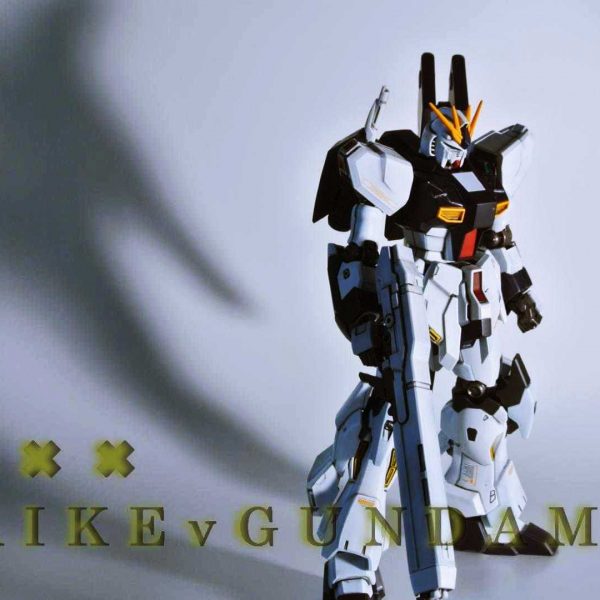 STRAIKEνガンダム