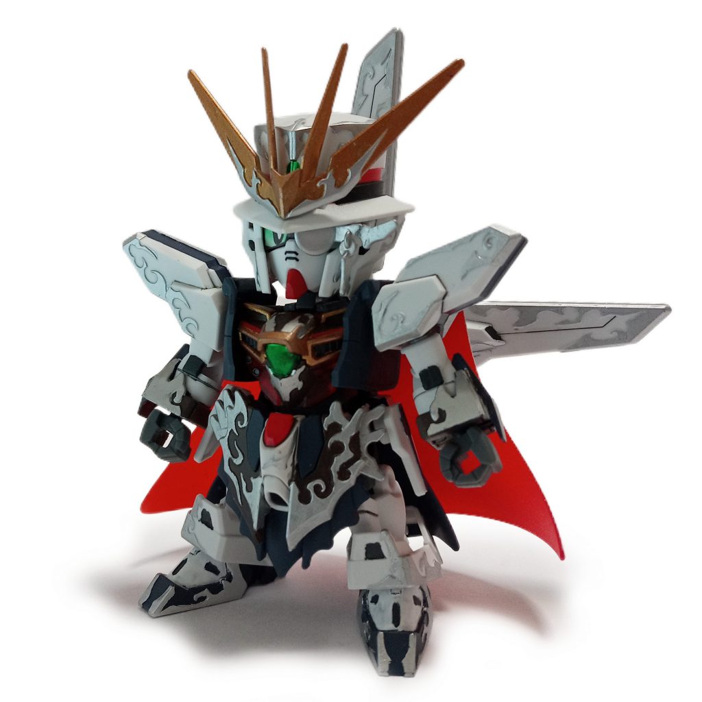 正面改造もなく塗装だけ。エングレーピングがカッコいい！