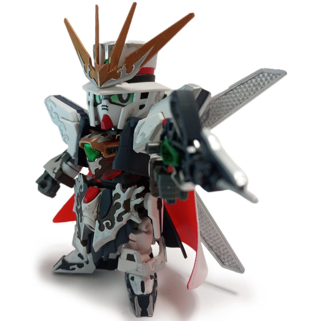 構えメイン画像の加工前目はいつも通り自作。コピー用紙に印刷したものの裏にテープで補強。浮いてきちゃうのでプルタックを少量使って貼りつけています。