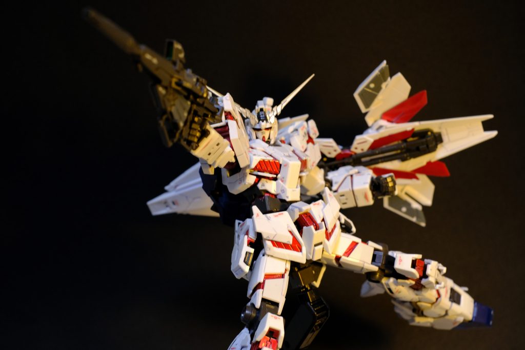 RGユニコーンガンダム–3枚目/制作者：すべり柱