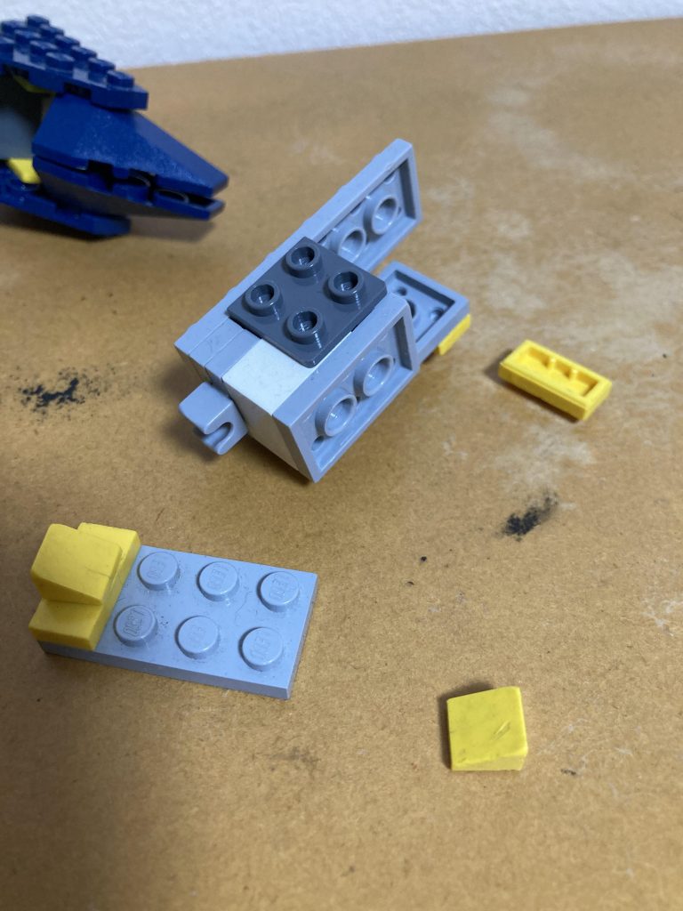 レゴモビルスーツ化計画も順調に進むでおります。6,7割程は完成していますのでもう少しお待ちください。ご覧いただきありがとうございました。