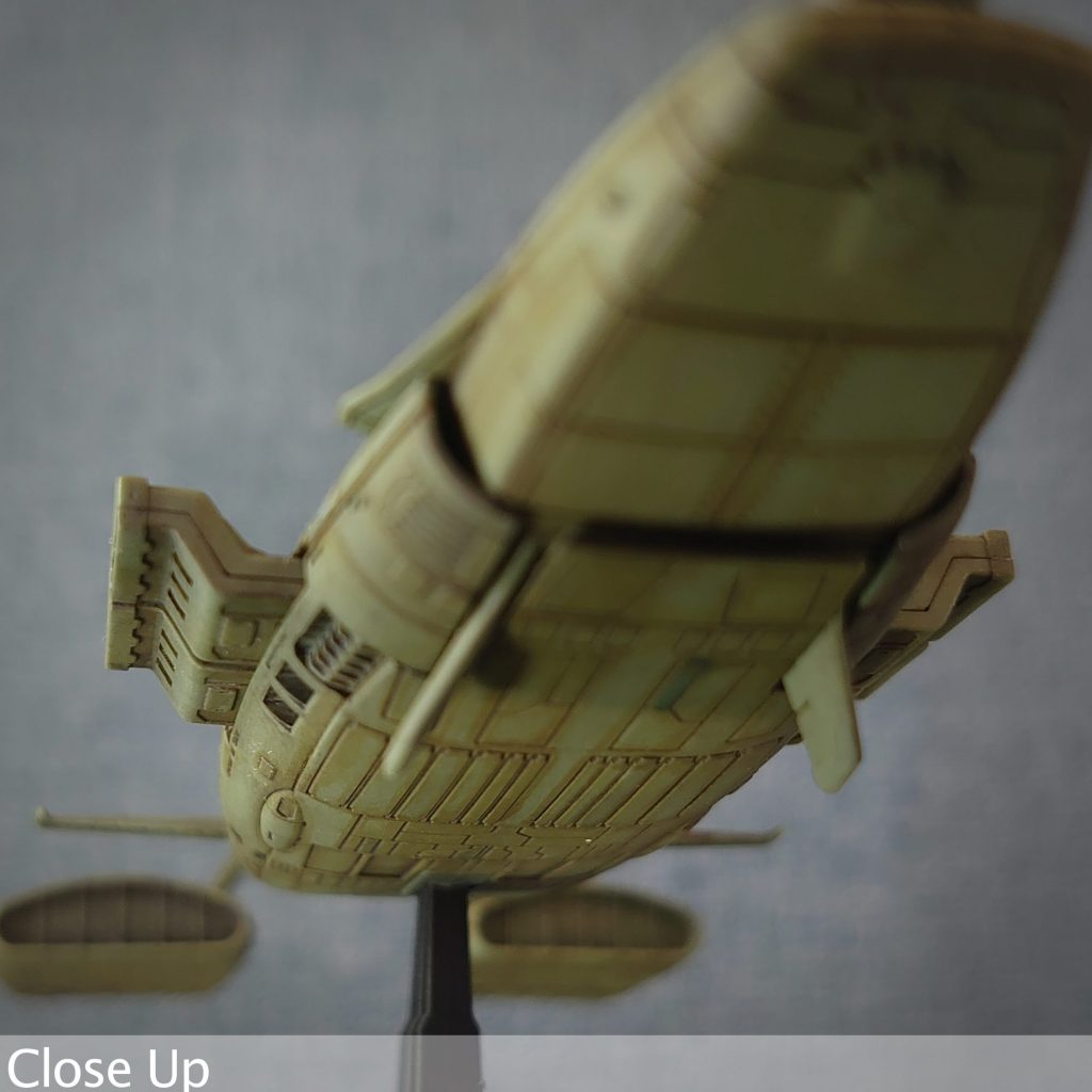 底面も抜かり無いディティールで見応えあります