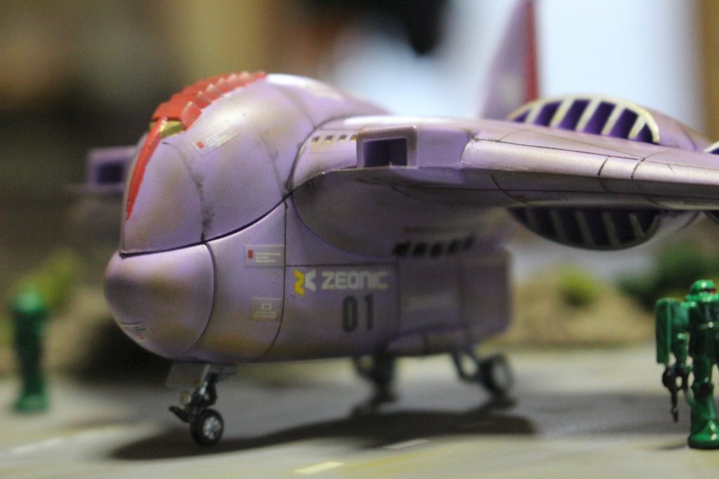 横から　ランディングギアを追加して滑走路に着陸時を表現しています。