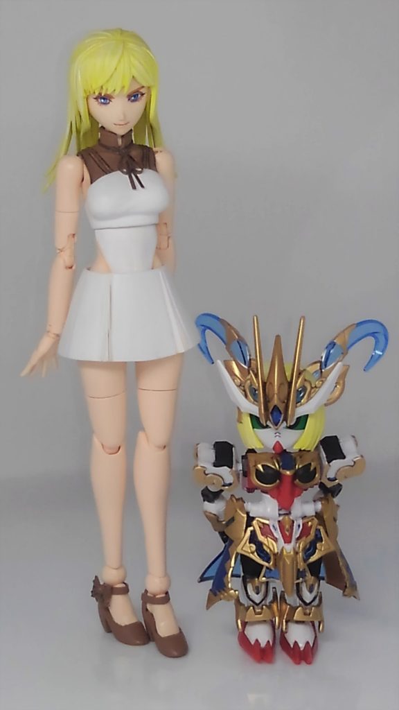 ギギと孫尚香。関係性が全くないですけども、装甲だけ貰おうとSD孫尚香を買ったのですが、可愛いので真面目に作りました。髪の色はブラウン系なのですがギギと合わせました。