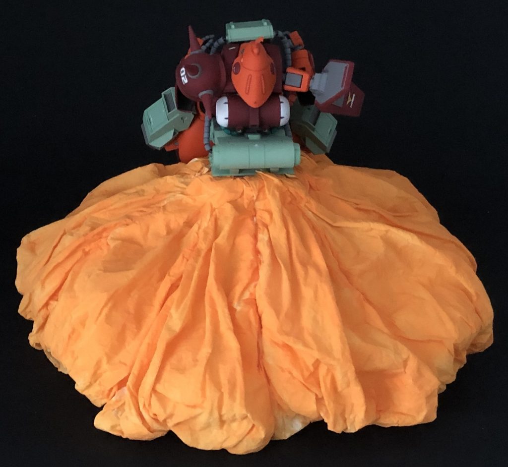 アレクサンドリアにて・・・ジェリド:「バリュートをやるぞカクリコン。聞こえているか?!」カクリコン:「ああ、見ている。やってくれ。」ジェリド;「やるぞ、3、2、1」カクリコン:「よ〜し、大きさ良好だ。これで大気圏突入は大丈夫だな。」整備スタッフ:「各機バリュートのカプセル取り付け急げっ」カクリコン:「後は度胸の問題だが。」