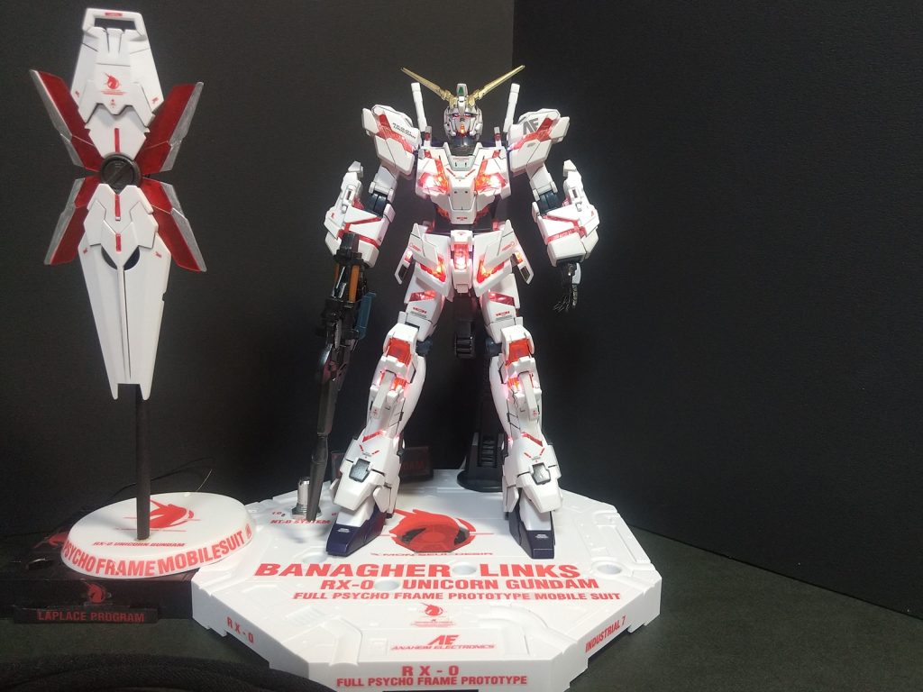 後日ユニコーン専用ベースを見つけたので、ベースにボリュームを固定しました。