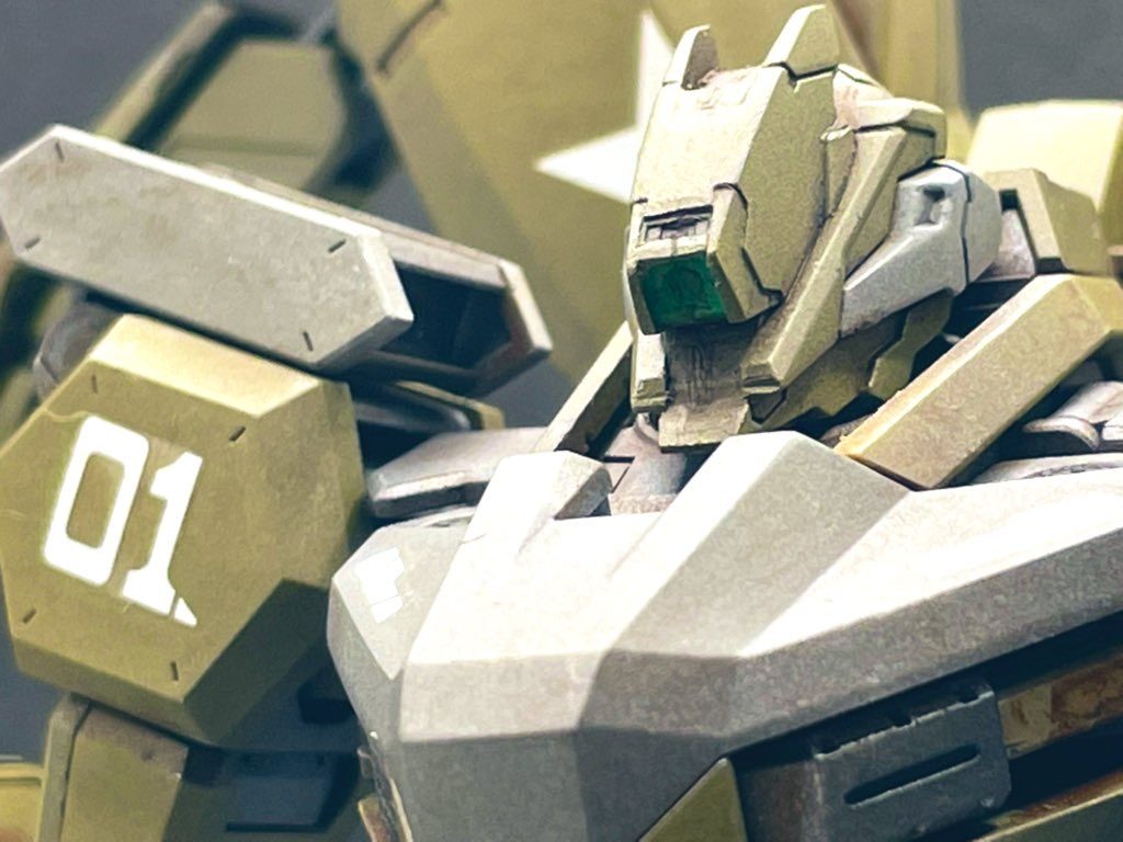 グシオンの照準モードのヘッドをつけてなんか単眼的な感じで