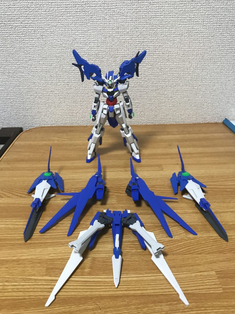 外装というかユニットというか一応こんな感じでちゃんと外せますw素体のがかっこいいのでは?と思ったこともしばしばw