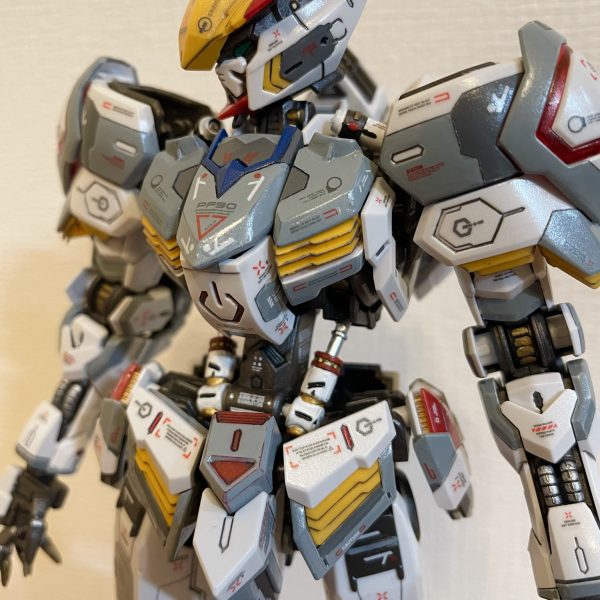 棚の守護神こと MG ガンダムバルバトス