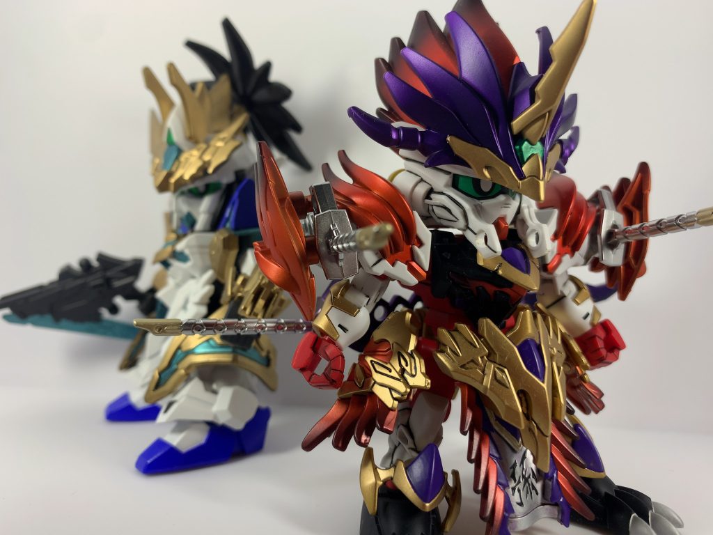 三国創傑伝より孫権アストレイガンダムと劉備ユニコーンガンダムです。劉備は制作したのが昔すぎて覚えてませんが孫権はグラデーションに初挑戦しました。とてもお気に入りです。過去の作品は以上となります。こちらのアカウントでもよろしくお願いします。