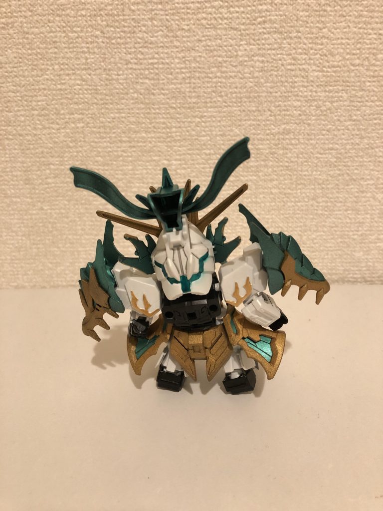 後ろ姿はこんな感じ！