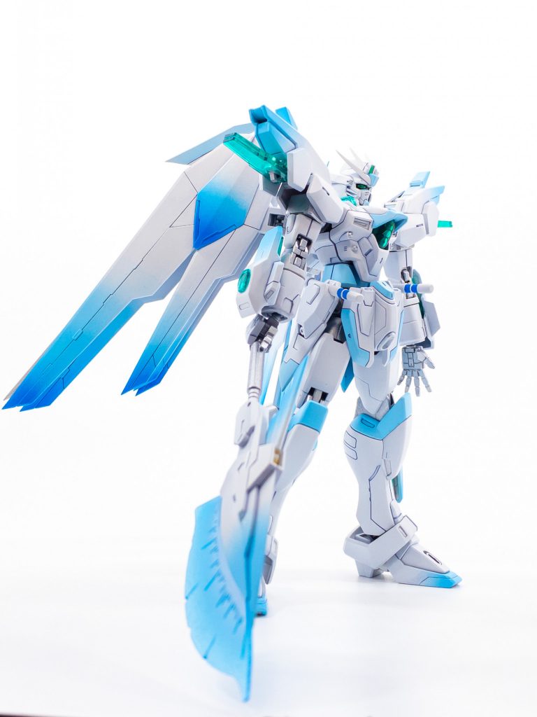 配色は過去作と大きく変更しグラデーションを多用してみました。塗装は大変でしたが、撮影すると非常に透明感ある仕上がりになって満足です。