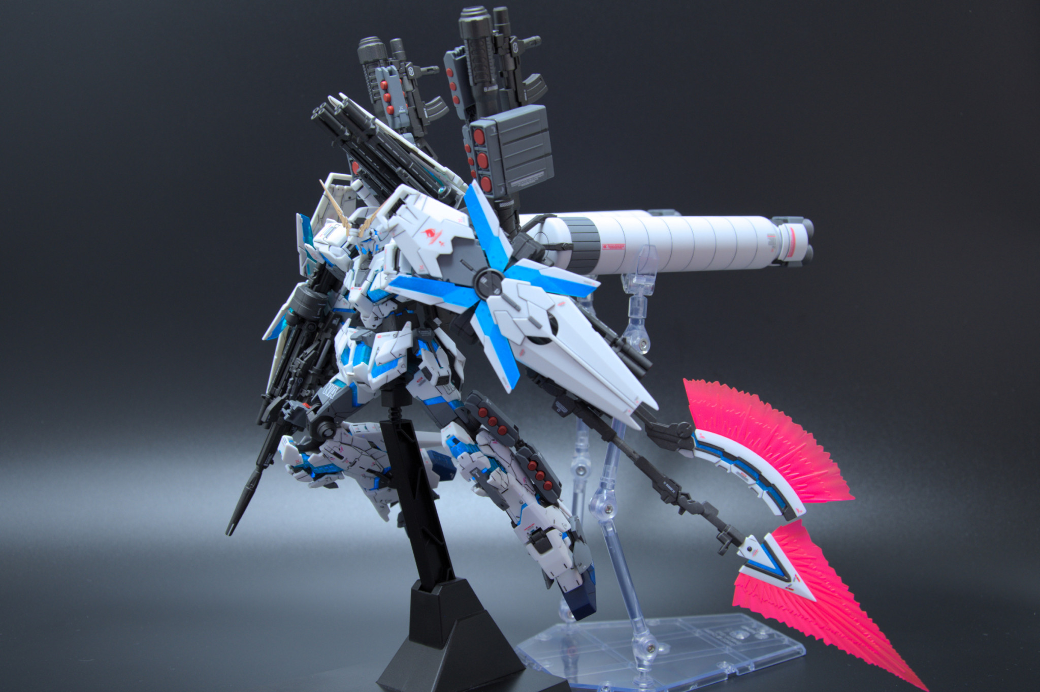 RG フルアーマー・ユニコーンガンダム｜Hase205さんのガンプラ作品